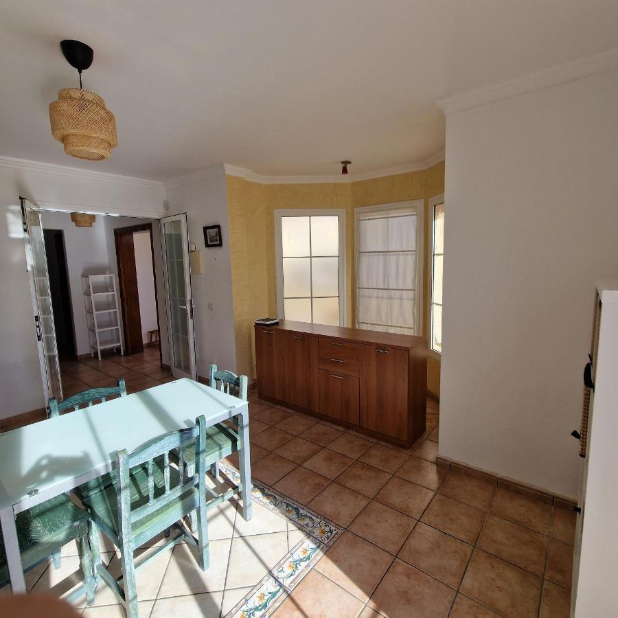 Integral 5 Coliving Bed & Breakfast El Médano Екстериор снимка
