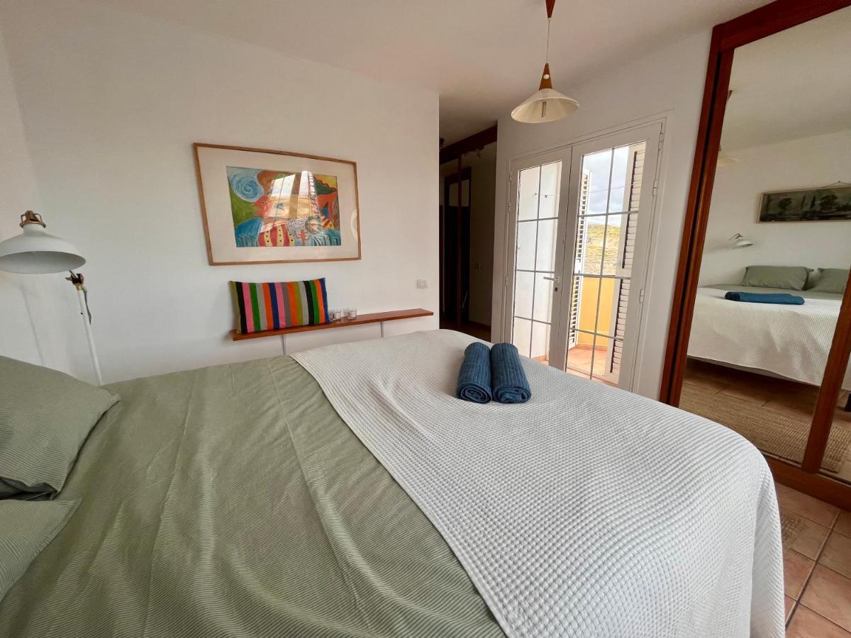 Integral 5 Coliving Bed & Breakfast El Médano Екстериор снимка